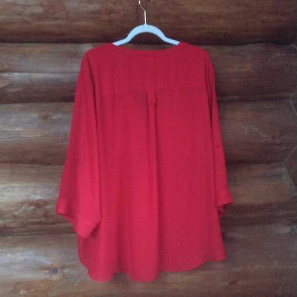 Torrid Chili Pepper Red Classic Lightweight Pullover 3/4 Sleeve Blouse SZ 4 (4X) - Picture 2 of 5